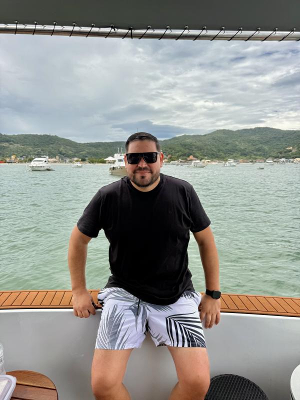LUIS
