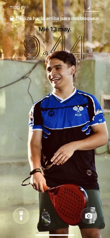 JUNIOR
